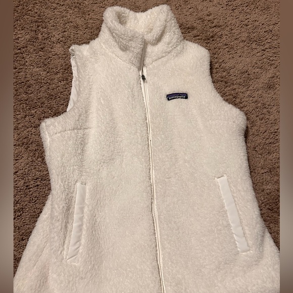 Women’s Patagonia Los Gatos Vest - Picture 2 of 5